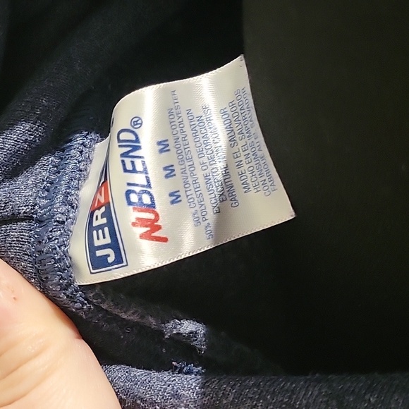 Jerzees Hoodie Long Sleeved Size Medium - Picture 4 of 5